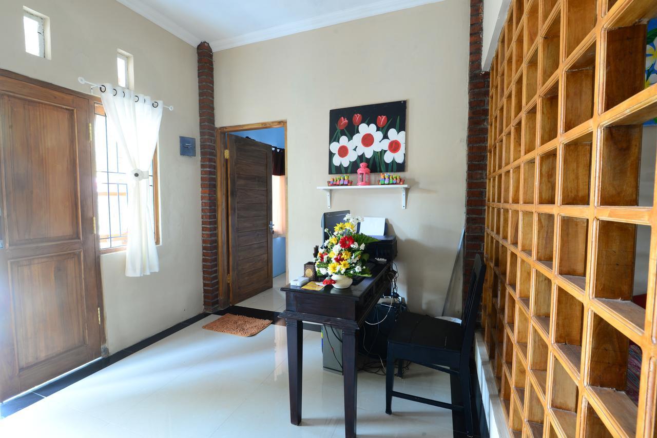 Hotel Ndalem Eyang Dwijo Yogyakarta Exterior foto